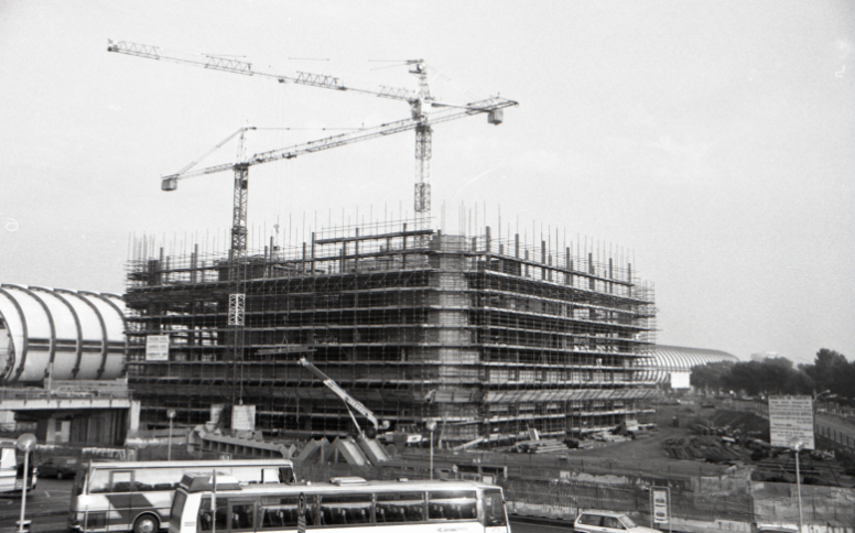 1990, first office tower construction